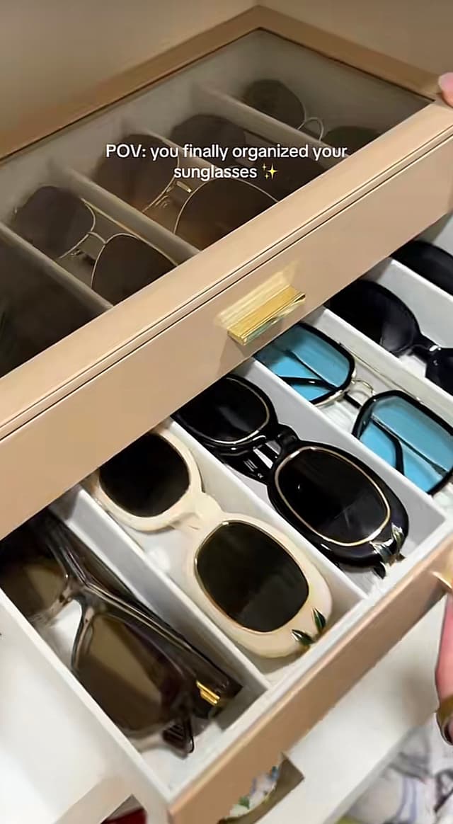  Glasses Storage Drawer